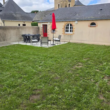 Holiday home Charmante Maison Familiale Saint-Fort